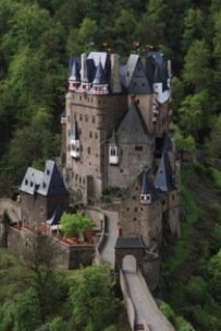 burg-eltz-nordseite